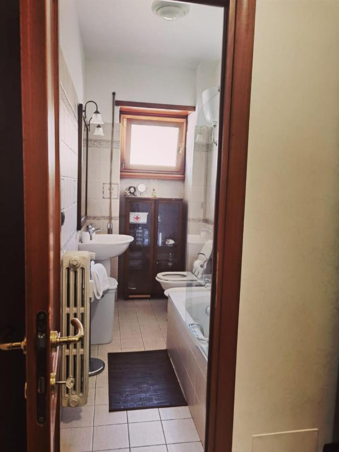 Appartamento Per Turisti E Famiglie Roma エクステリア 写真
